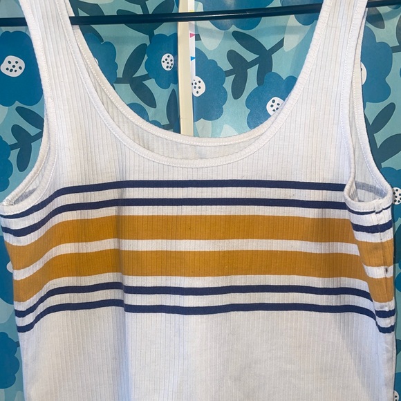 SKATER TANK - Picture 4 of 4
